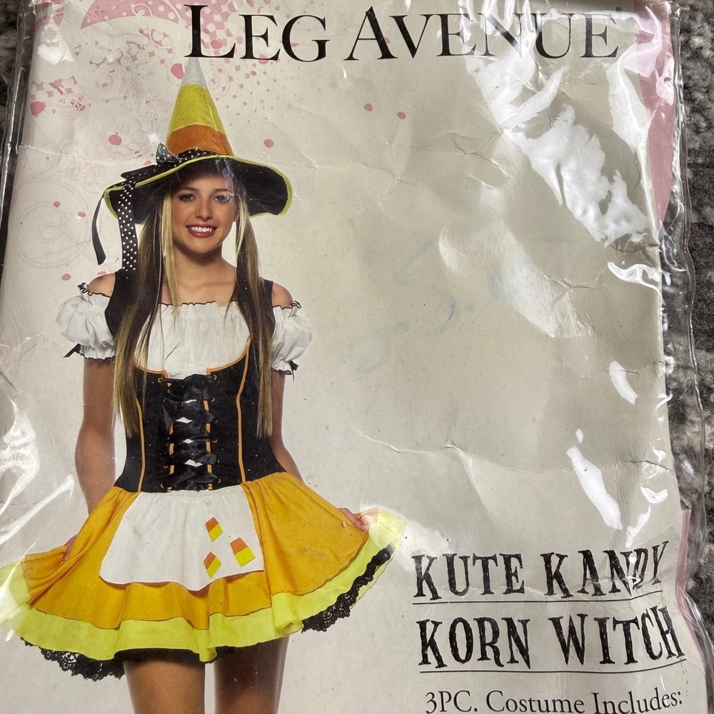Leg Avenue Kandy Korn Witch Viral Halloween Costume Women Jr XL/Adult Small